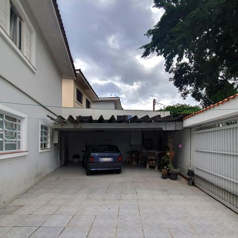 Casa à venda com 202m², 3 quartos e 4 vagasGaragem