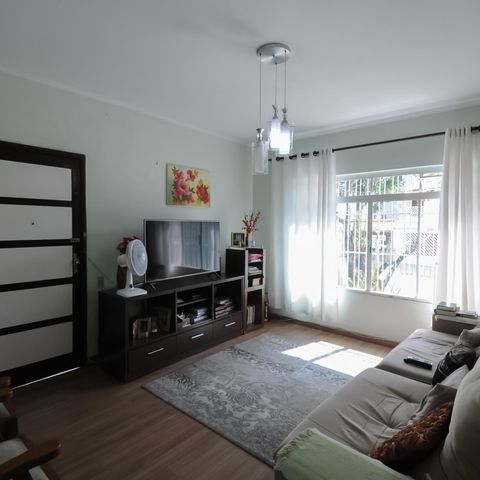 Casa à venda com 202m², 3 quartos e 4 vagasSala