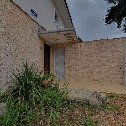 Casa à venda com 202m², 3 quartos e 4 vagasQuintal