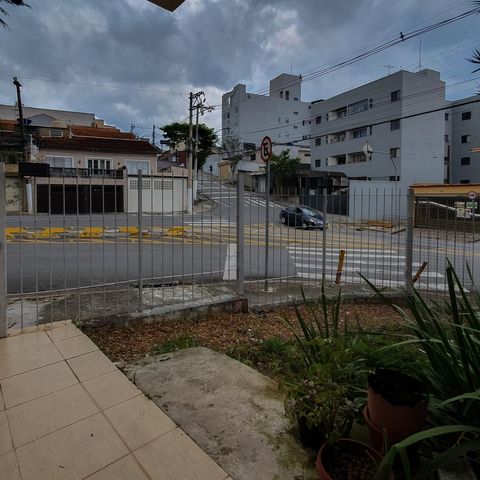 Casa à venda com 202m², 3 quartos e 4 vagasQuintal
