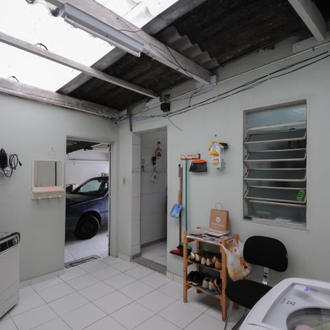 Casa à venda com 202m², 3 quartos e 4 vagasÁrea de Serviço