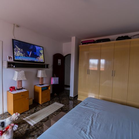 Casa à venda com 250m², 3 quartos e 2 vagas Casa à venda com 250m², 3 quartos e 2 vagasQuarto 3