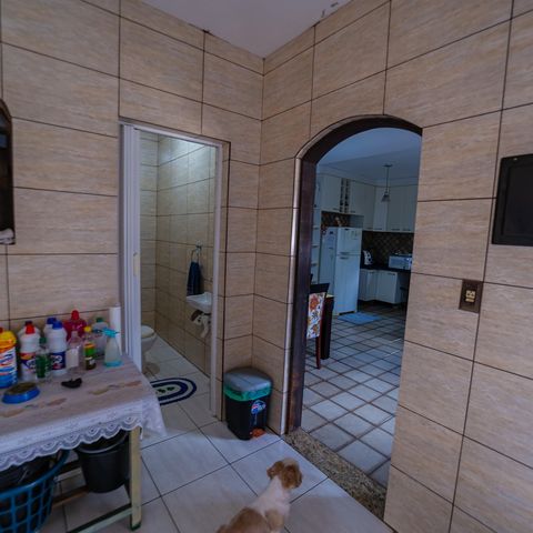 Casa à venda com 250m², 3 quartos e 2 vagas Casa à venda com 250m², 3 quartos e 2 vagasÁrea de Serviço