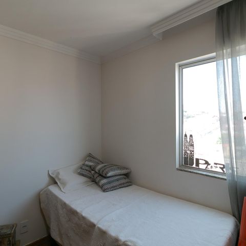 Apartamento à venda com 180m², 3 quartos e 2 vagas Apartamento à venda com 180m², 3 quartos e 2 vagasQuarto 2