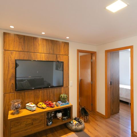 Apartamento à venda com 180m², 3 quartos e 2 vagas Apartamento à venda com 180m², 3 quartos e 2 vagasSala