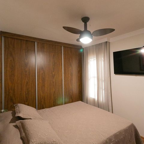 Apartamento à venda com 180m², 3 quartos e 2 vagas Apartamento à venda com 180m², 3 quartos e 2 vagasSuite