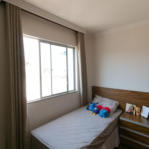 Apartamento à venda com 180m², 3 quartos e 2 vagas Apartamento à venda com 180m², 3 quartos e 2 vagasQuarto 1