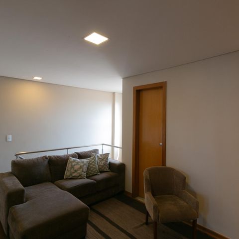 Apartamento à venda com 180m², 3 quartos e 2 vagas Apartamento à venda com 180m², 3 quartos e 2 vagasSala