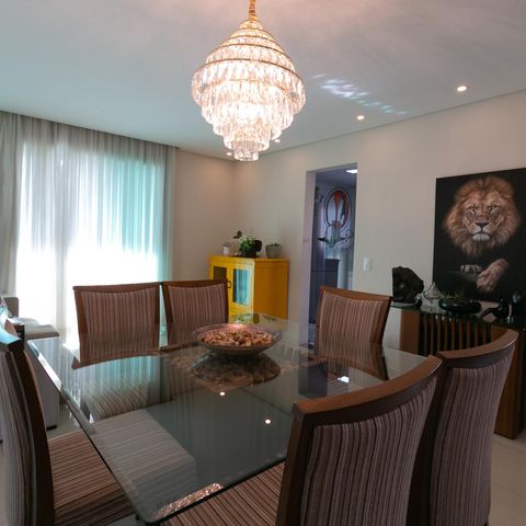Apartamento à venda com 180m², 3 quartos e 2 vagas Apartamento à venda com 180m², 3 quartos e 2 vagasSala de Jantar