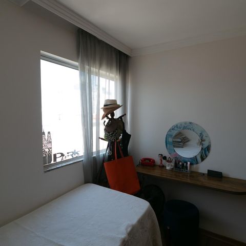 Apartamento à venda com 180m², 3 quartos e 2 vagas Apartamento à venda com 180m², 3 quartos e 2 vagasQuarto 2