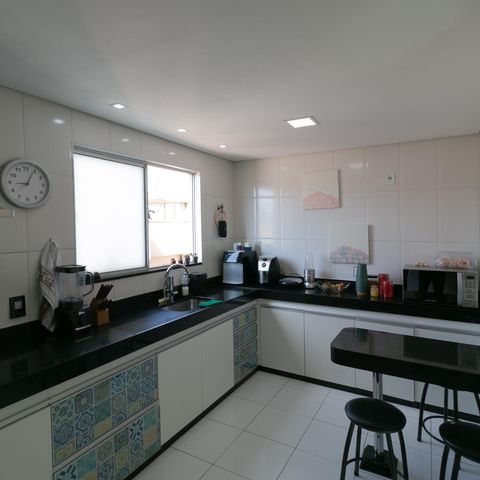 Apartamento à venda com 180m², 3 quartos e 2 vagas Apartamento à venda com 180m², 3 quartos e 2 vagasCozinha
