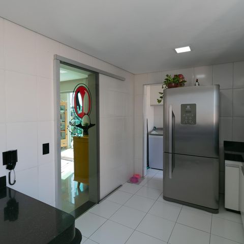 Apartamento à venda com 180m², 3 quartos e 2 vagas Apartamento à venda com 180m², 3 quartos e 2 vagasCozinha