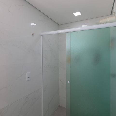 Apartamento à venda com 180m², 3 quartos e 2 vagas Apartamento à venda com 180m², 3 quartos e 2 vagasBanheiro Social