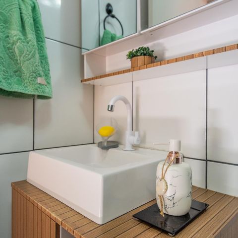 Apartamento à venda com 52m², 2 quartos e 1 vaga Apartamento à venda com 52m², 2 quartos e 1 vagaBanheiro
