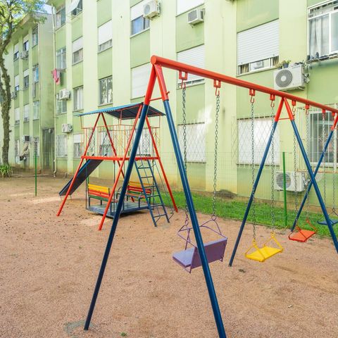 Apartamento à venda com 52m², 2 quartos e 1 vaga Apartamento à venda com 52m², 2 quartos e 1 vagaÁrea comum - Playground