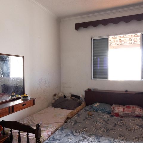 Casa à venda com 190m², 3 quartos e 4 vagas Casa à venda com 190m², 3 quartos e 4 vagasSuíte