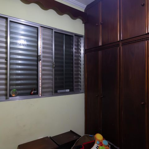 Casa à venda com 190m², 3 quartos e 4 vagas Casa à venda com 190m², 3 quartos e 4 vagasQuarto 2