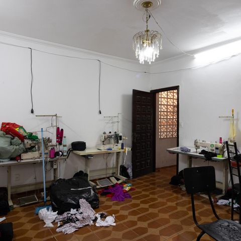 Casa à venda com 190m², 3 quartos e 4 vagas Casa à venda com 190m², 3 quartos e 4 vagasSala