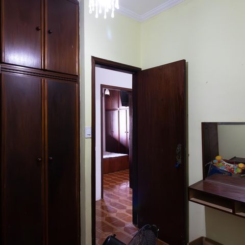 Casa à venda com 190m², 3 quartos e 4 vagas Casa à venda com 190m², 3 quartos e 4 vagasQuarto 2