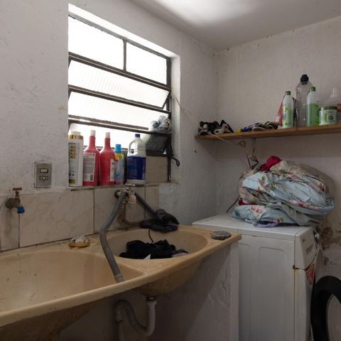 Casa à venda com 190m², 3 quartos e 4 vagas Casa à venda com 190m², 3 quartos e 4 vagasÁrea de Serviço
