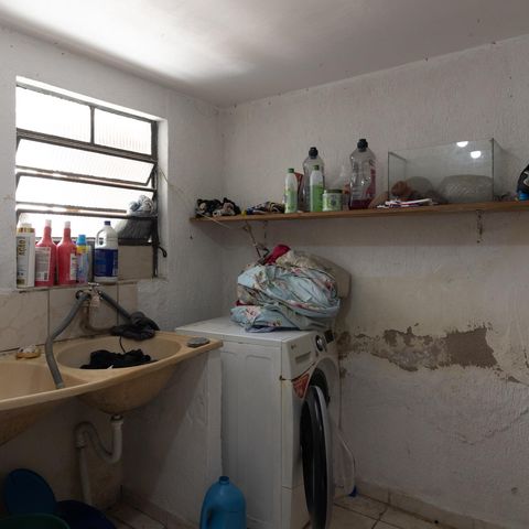 Casa à venda com 190m², 3 quartos e 4 vagas Casa à venda com 190m², 3 quartos e 4 vagasÁrea de Serviço