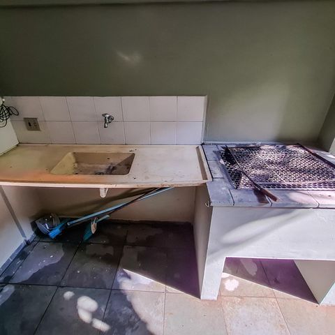 Casa à venda com 125m², 2 quartos e 1 vaga Casa à venda com 125m², 2 quartos e 1 vagaÁrea de Serviço