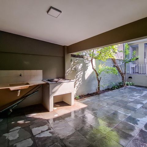 Casa à venda com 125m², 2 quartos e 1 vaga Casa à venda com 125m², 2 quartos e 1 vagaÁrea de Serviço