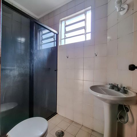 Casa à venda com 125m², 2 quartos e 1 vaga Casa à venda com 125m², 2 quartos e 1 vagaQuarto 01 Banheiro