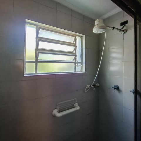 Casa à venda com 125m², 2 quartos e 1 vaga Casa à venda com 125m², 2 quartos e 1 vagaQuarto 02 Banheiro