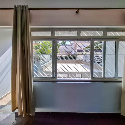 Casa à venda com 125m², 2 quartos e 1 vaga Casa à venda com 125m², 2 quartos e 1 vagaSala
