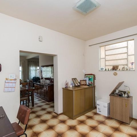 Casa à venda com 296m², 4 quartos e 2 vagas Casa à venda com 296m², 4 quartos e 2 vagasSala de Jantar