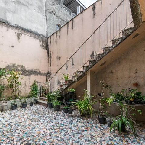 Casa à venda com 296m², 4 quartos e 2 vagas Casa à venda com 296m², 4 quartos e 2 vagasQuintal