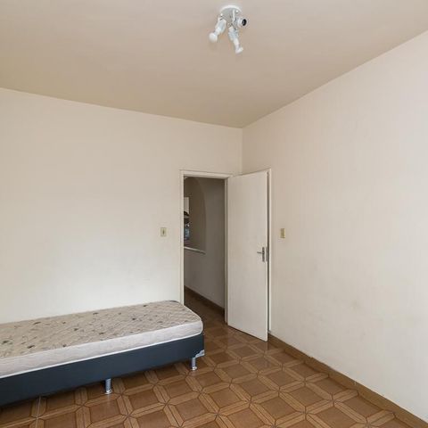 Casa à venda com 296m², 4 quartos e 2 vagas Casa à venda com 296m², 4 quartos e 2 vagasQuarto 3