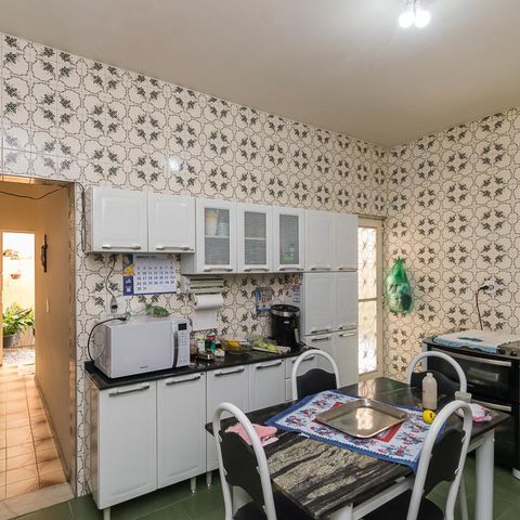 Casa à venda com 296m², 4 quartos e 2 vagas Casa à venda com 296m², 4 quartos e 2 vagasCozinha