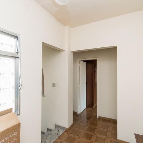 Casa à venda com 296m², 4 quartos e 2 vagas Casa à venda com 296m², 4 quartos e 2 vagasHall do 2º andar