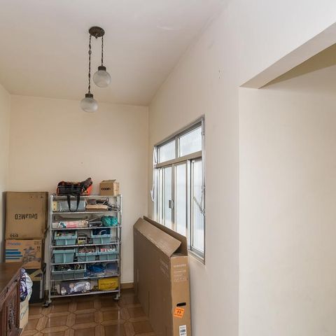 Casa à venda com 296m², 4 quartos e 2 vagas Casa à venda com 296m², 4 quartos e 2 vagasÁrea Superior