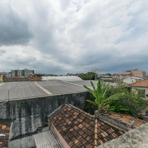 Casa à venda com 296m², 4 quartos e 2 vagas Casa à venda com 296m², 4 quartos e 2 vagasVista do Terraço