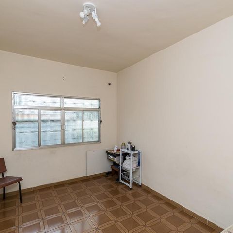 Casa à venda com 296m², 4 quartos e 2 vagas Casa à venda com 296m², 4 quartos e 2 vagasQuarto 3