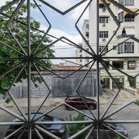 Casa à venda com 296m², 4 quartos e 2 vagas Casa à venda com 296m², 4 quartos e 2 vagasVista do Quarto 3