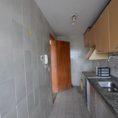 Apartamento para alugar com 63m², 2 quartos e 1 vagaCozinha e Área de Serviço