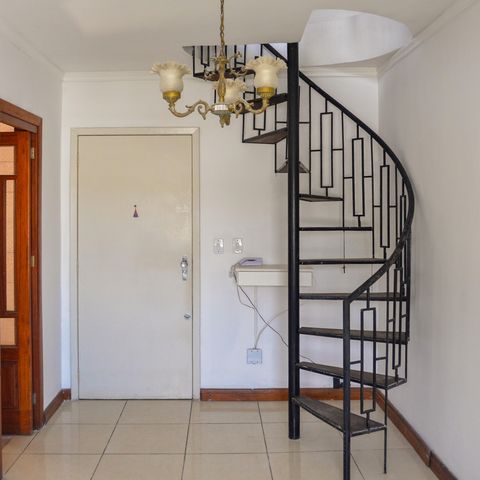 Apartamento à venda com 76m², 2 quartos e 1 vaga Apartamento à venda com 76m², 2 quartos e 1 vagaSala