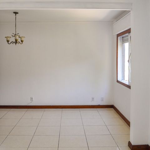 Apartamento à venda com 76m², 2 quartos e 1 vaga Apartamento à venda com 76m², 2 quartos e 1 vagaSala