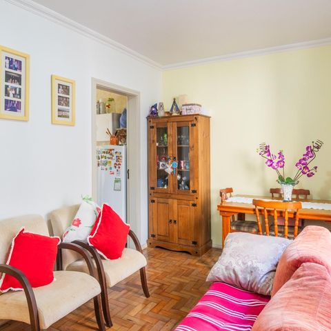 Apartamento à venda com 50m², 1 quarto e sem vaga Apartamento à venda com 50m², 1 quarto e sem vagaSala