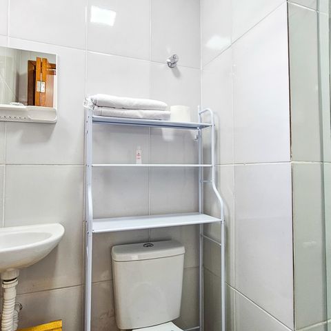 Studio para alugar com 18m², 1 quarto e sem vaga Studio para alugar com 18m², 1 quarto e sem vagaBanheiro