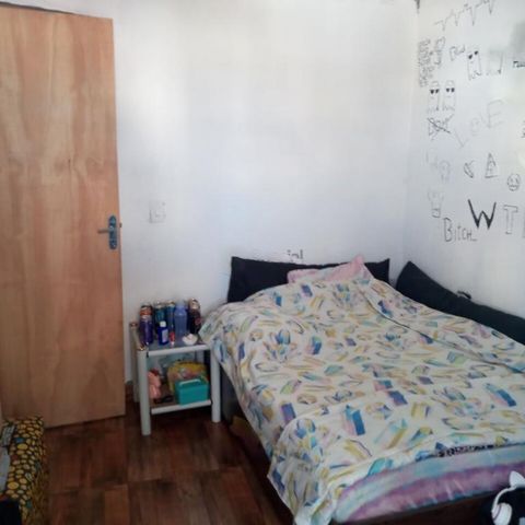 Casa à venda com 150m², 4 quartos e 4 vagas