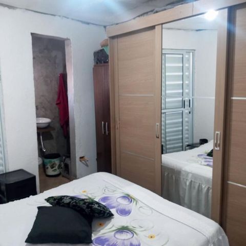 Casa à venda com 150m², 4 quartos e 4 vagas