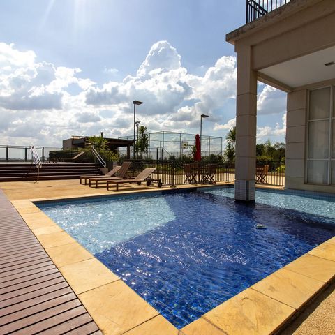 Apartamento à venda com 138m², 3 quartos e 3 vagas Apartamento à venda com 138m², 3 quartos e 3 vagasÁrea comum - Piscina