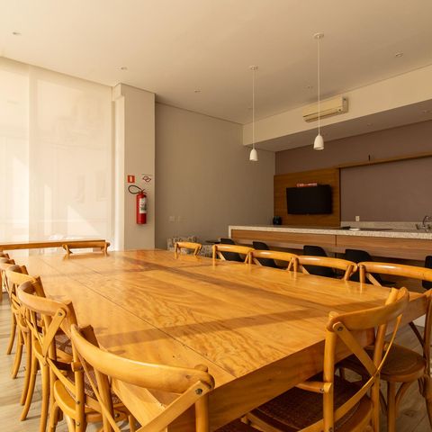 Apartamento à venda com 138m², 3 quartos e 3 vagas Apartamento à venda com 138m², 3 quartos e 3 vagasÁrea comum - Salão de festas