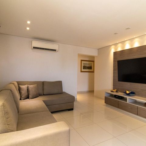 Apartamento à venda com 138m², 3 quartos e 3 vagas Apartamento à venda com 138m², 3 quartos e 3 vagasSala de Estar