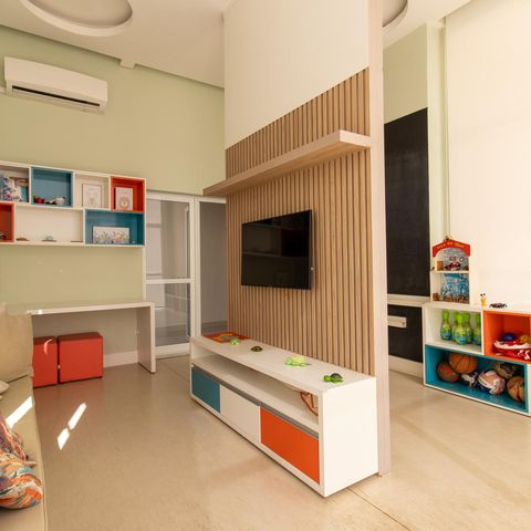 Apartamento à venda com 138m², 3 quartos e 3 vagas Apartamento à venda com 138m², 3 quartos e 3 vagasÁrea comum - Brinquedoteca